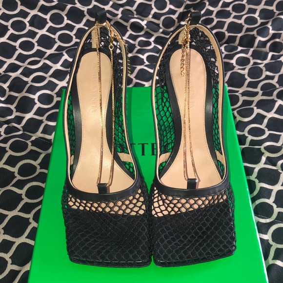 Bottega Veneta Shoes - Bottega Veneta Mesh Square Toe Pumps